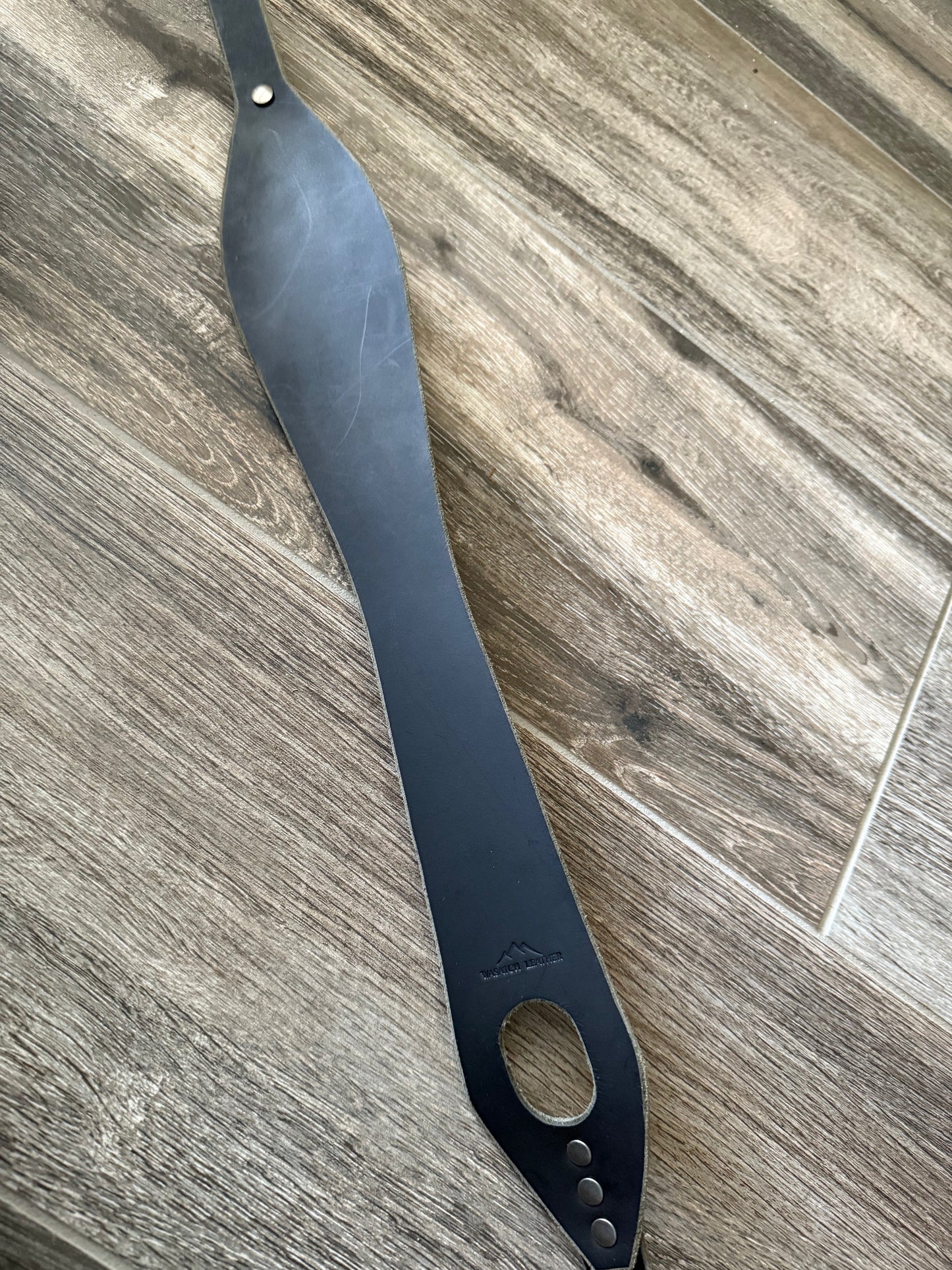 Thumbhole Rifle Sling in Water Buffalo