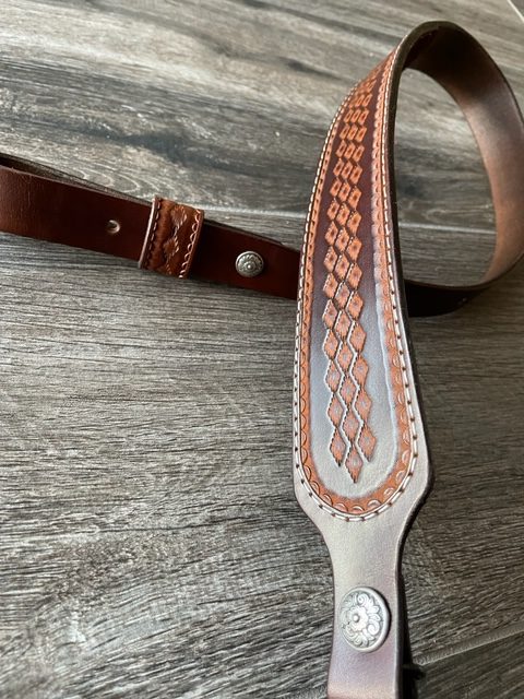 Venom Rifle Sling, Southwestern Hand-Tooling, Two-Tone Brown