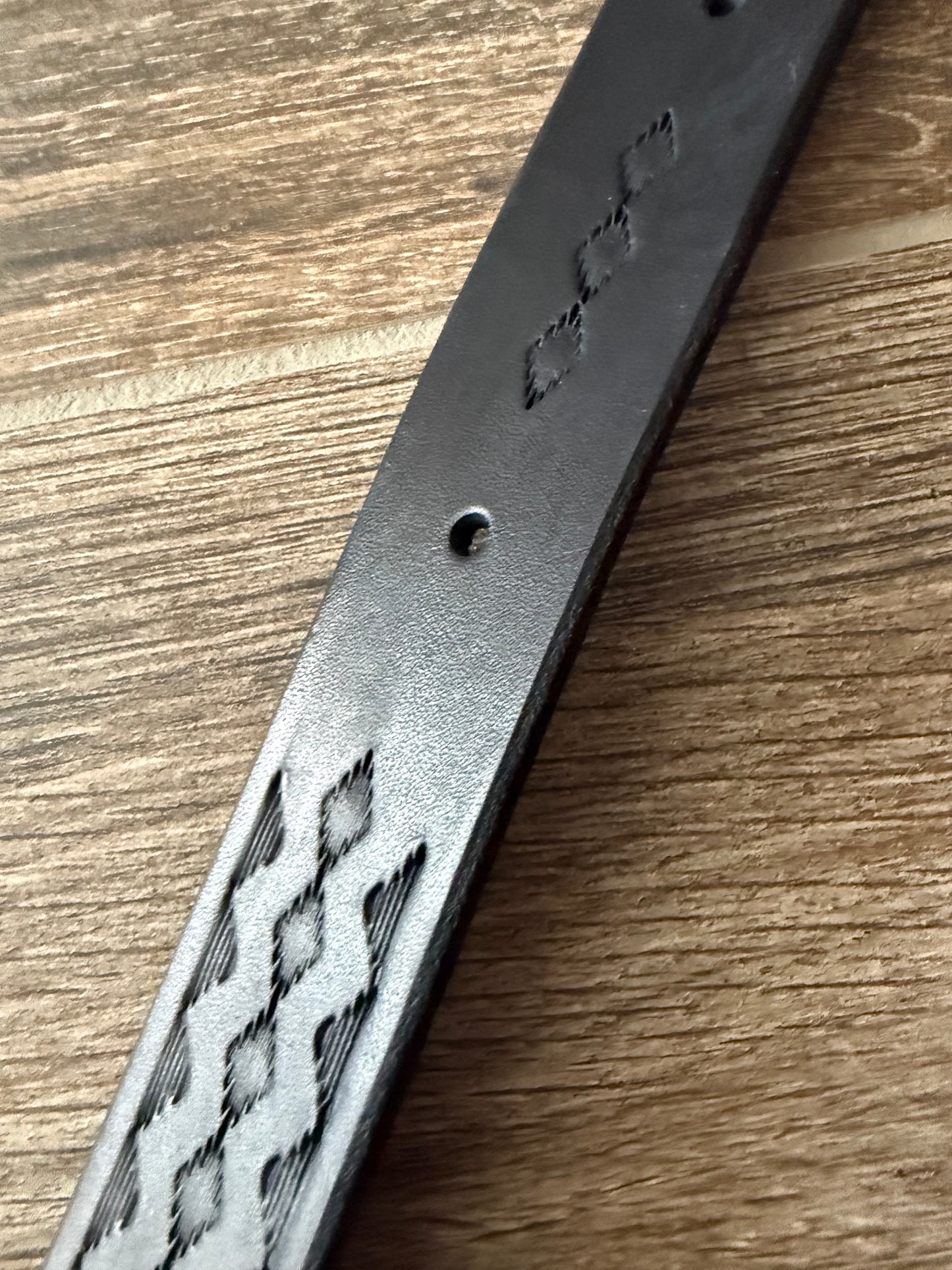 Leather Rifle Sling, Hand-tooled Gun Sling, Finished in Antique Black