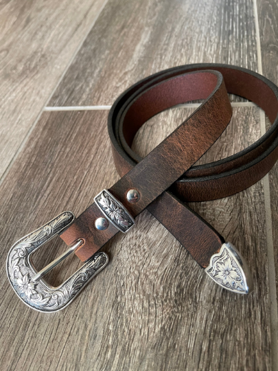 Leather Belt with Antique Silver Western Floral Buckle Set (1-inch Width)